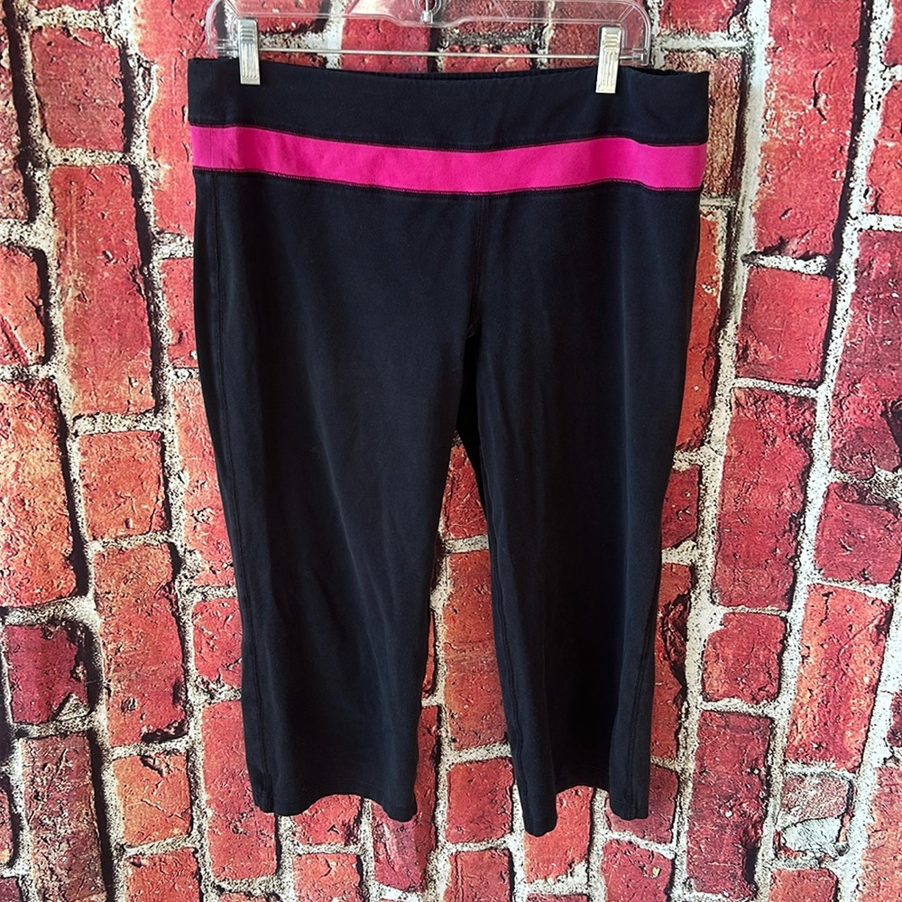 GapFit Black & Pink women’s legging size Large